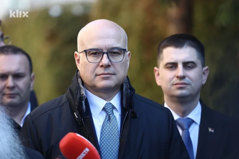 Vučević u Sarajevu: „Za jaču BiH, ne dirajte RS.“