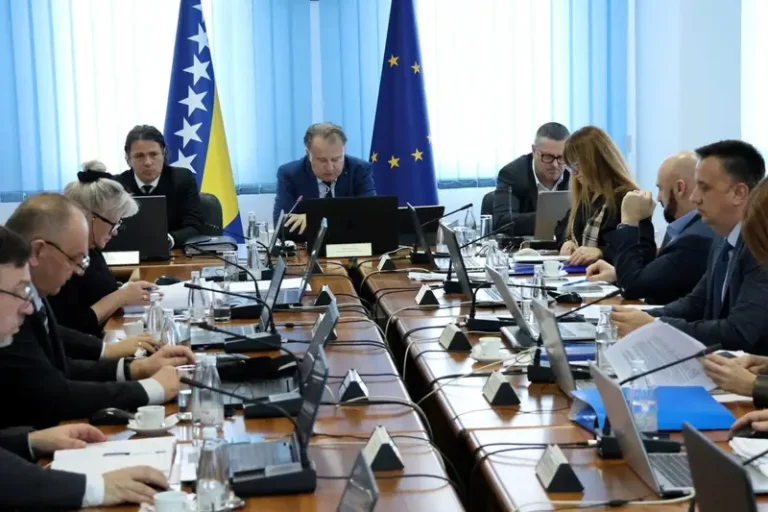 Vlada FBiH donijela odluku: Federacija se zadužuje za 635 miliona KM