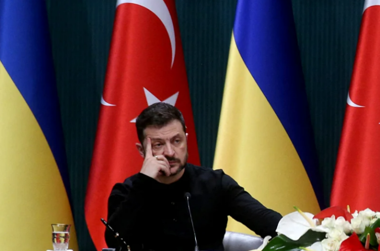 Zelenski očigledno iscrpljen i frustriran u Ankari: “Svjesni smo da SAD i pojedini evropski saveznici nisu za prijem Ukrajine u NATO”