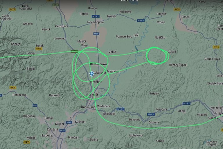 Britanski avion opet kružio iznad RS-a, a ostavio zanimljiv trag iznad Laktaša