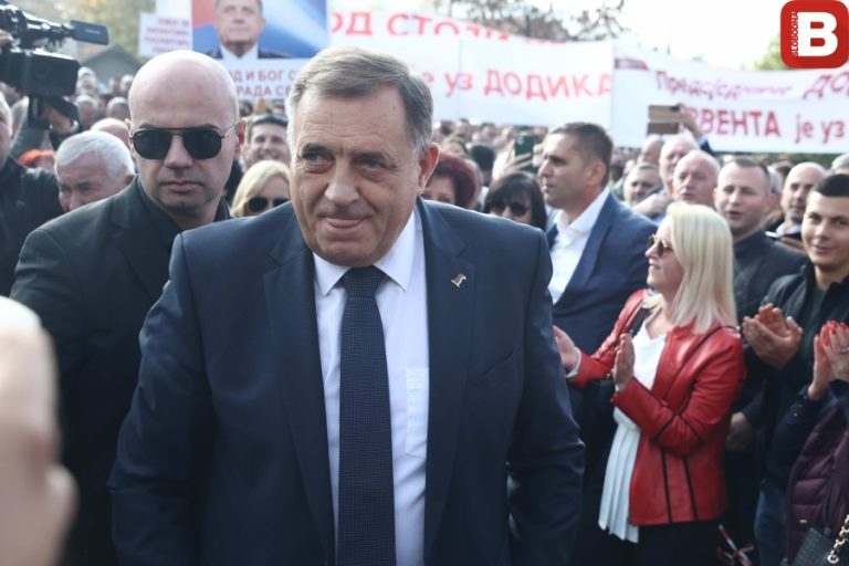 ŠOKANTNE TVRDNJE MILORADA DODIKA: “Britanci su htjeli da me likvidiraju po mafijaškom principu; prate me agenti bivšeg AID-a; ne može me ni NATO UHAPSITI!”