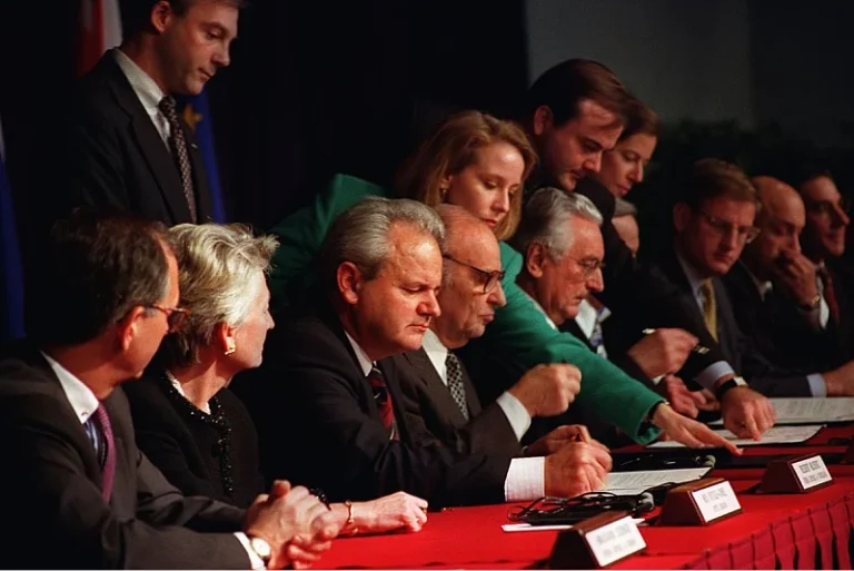 Kako je Milošević pristao na pripajanje Sarajeva FBiH, a najtvrdoglaviji bio u pregovorima o Grbavici