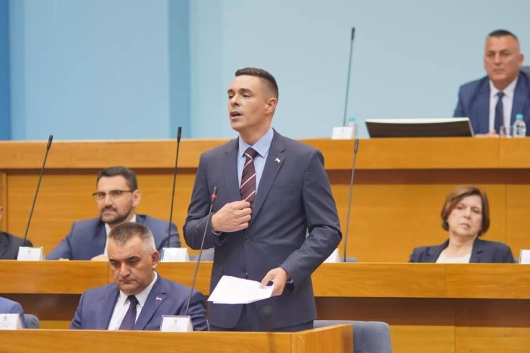 SPISAK SE ŠIRI: Ministar pravde RS-a pred optužnicom, Dodik ga tješi