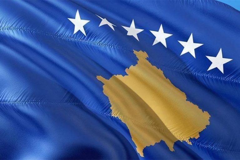 SLAVLJE U PRIŠTINI: Nova država priznala Kosovo