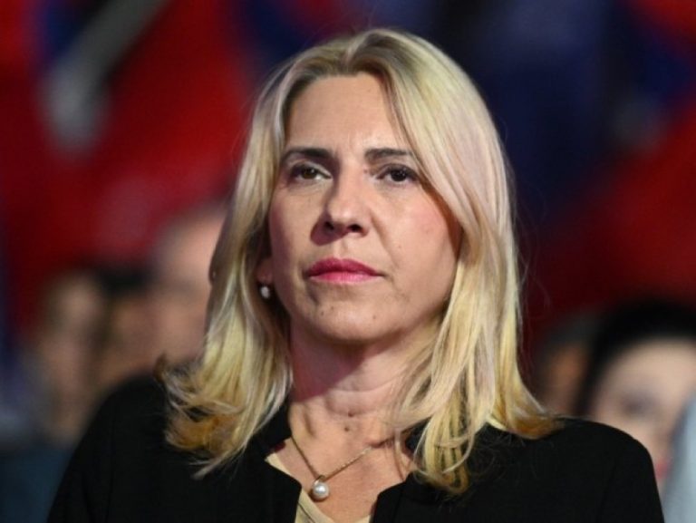 (VIDEO) Željka Cvijanović se obrukala pred kamerama, uslijedile su burne reakcije…”Vas treba liječiti”