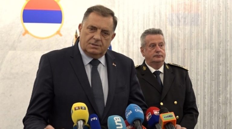 Otvorena pobuna srpskih generala OSBiH: Krše zakone, ustali protiv Heleza i štite bjegunce Dodika, Viškovića i Stevandića