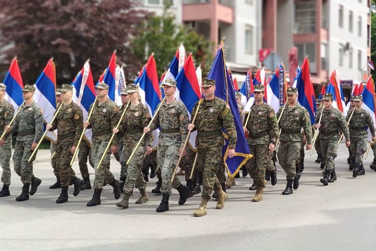 Generali iz RS-a Helezu: Kršite zakon i unosite razdor u vojsku