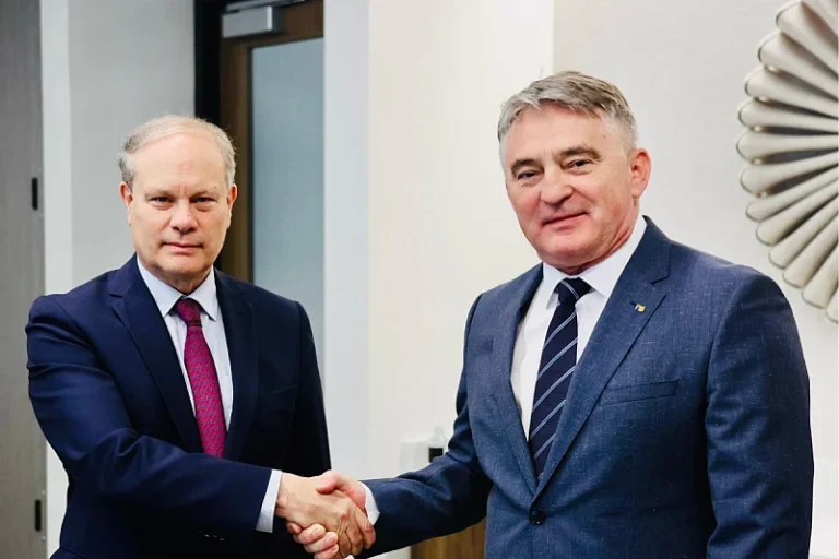 Komšić i Troccaz uglas: Jedna presuda ne može zaustaviti put ka EU – Evo ko (ne) želi napredak Bosne i Hercegovine!