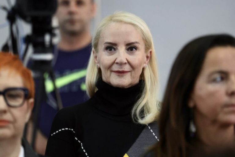 SEBIJA NA REDU: Zatraženo hapšenje i procesuiranje prve dame SDA