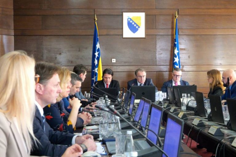 BURA U VLADI FBIH: Premijer naljutio ministra, odluke Ustavnog suda kamen spoticanja