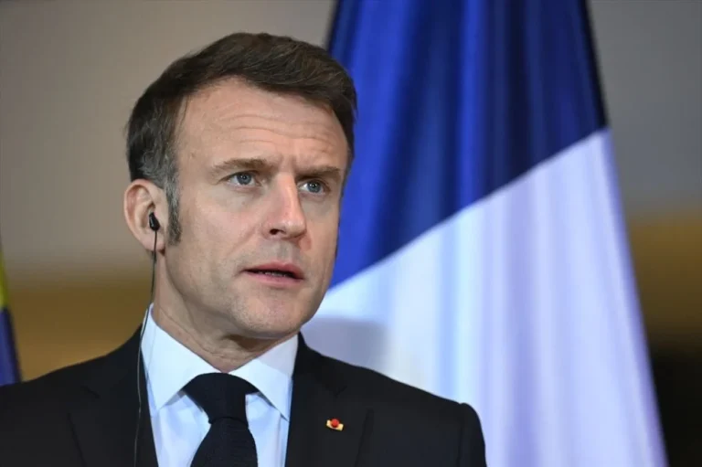 Francuska na ivici haosa – Macron zvoni na uzbunu!