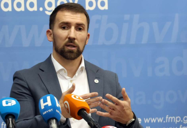 Ministar Delić osramotio Sarajevo