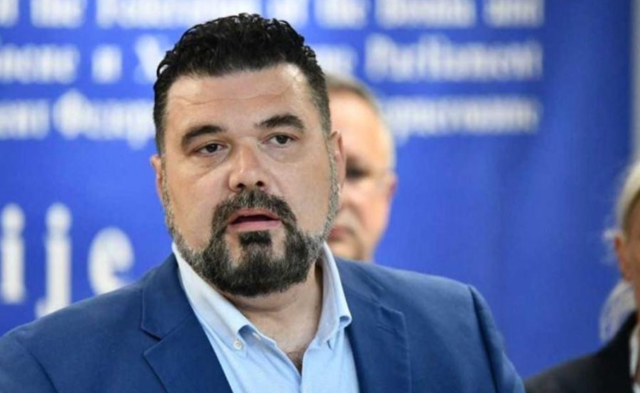 MAHIR MEŠALIĆ BEZ DILEME: “Trojka, HDZ i Schmidt srušili su presudu Kovačević! Sada svi …
