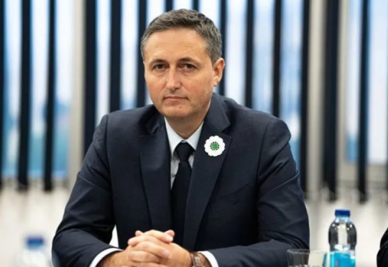 Genocid je ponovljiv, može li se ponoviti Bošnjacima? Denis Bećirović je odgovorio
