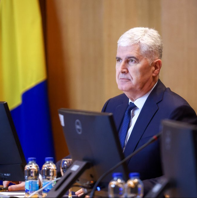 HDZ priprema nove izmjene Izbornog zakona? “Pokušali su preparirati Schmidta da to nametne”