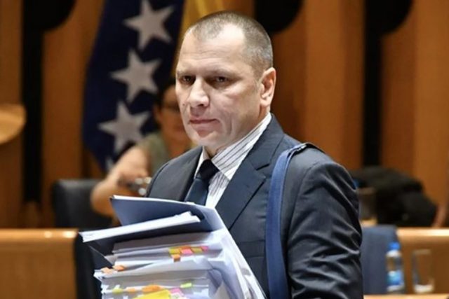 Miletić poziva na spašavanje države