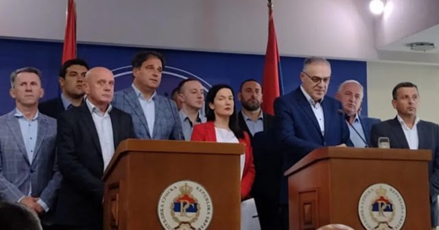 Dodik ne zna šta mu se sprema-"Vi ste gotovi!" – poruka vlasti iz sjene!