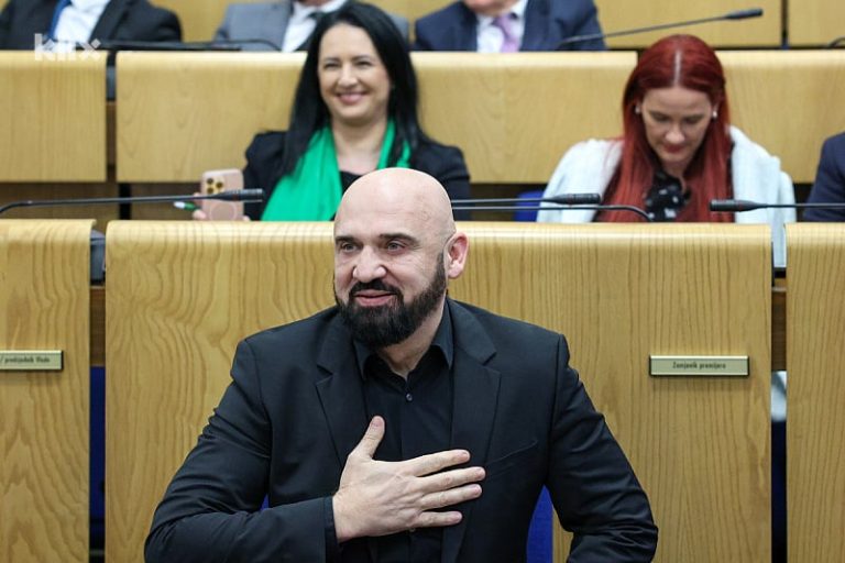 Kolegij Doma naroda FBiH poručio Isaku: Brini o sigurnosti u parlamentu!