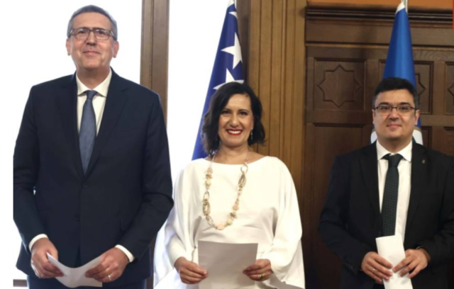 BRUKA U SARAJEVU: Je li Trojka nabacila volej Čoviću, zbogom Hrvatima