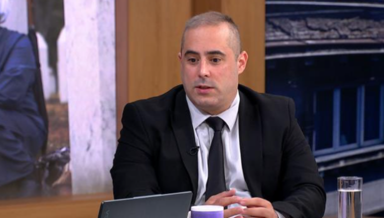 SKANDALOZNE PROVOKACIJE IZ SRBIJE: Presuda Ratku Mladiću je nepravda. Ne mogu se dogovoriti jesu li imali 8 ili 12 hiljada žrtava