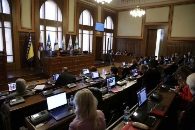NOVI GRADONAČELNIK U SARAJEVU: SDP i NIP završili trgovinu, u opticaju KCUS i JP Sarajevo