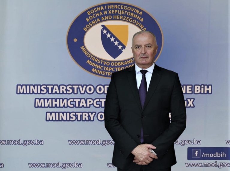 Helez poručio Dodiku: Rezervni sastav policije RS je neustavan – BiH pravi svoj po NATO standardu!