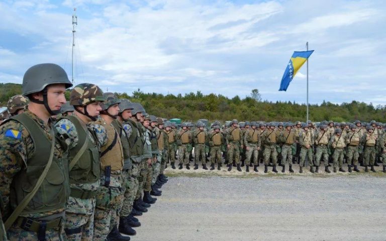 REZERVISTI U BIH: Pokrenuta procedura, Helez potpisao