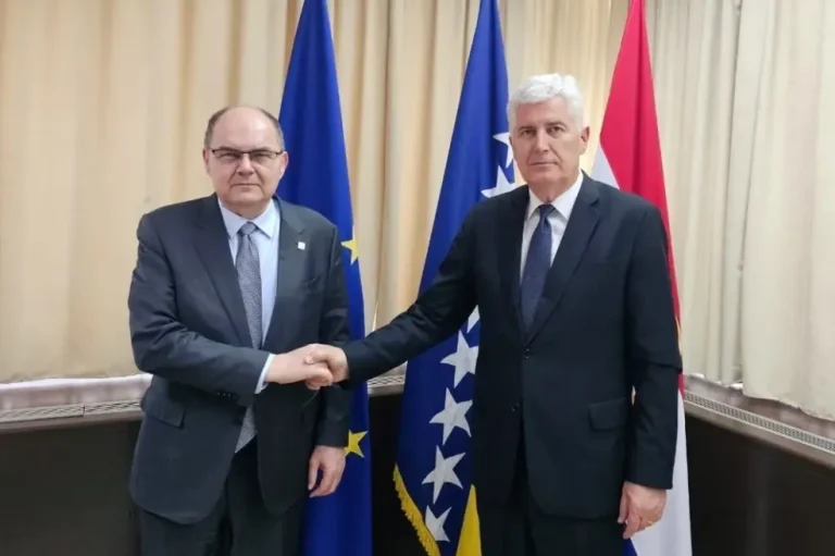 Šok iz Sarajeva: Schmidt se zalaže za interese HDZ-a, nije smio biti imenovan za visokog predstavnika