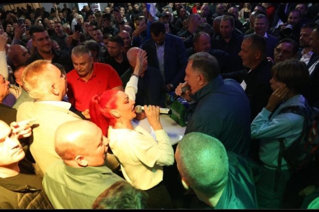 Dodik se oglasio na društvenim mrežama, pa zbog jedne reakcije ukinuo komentare...