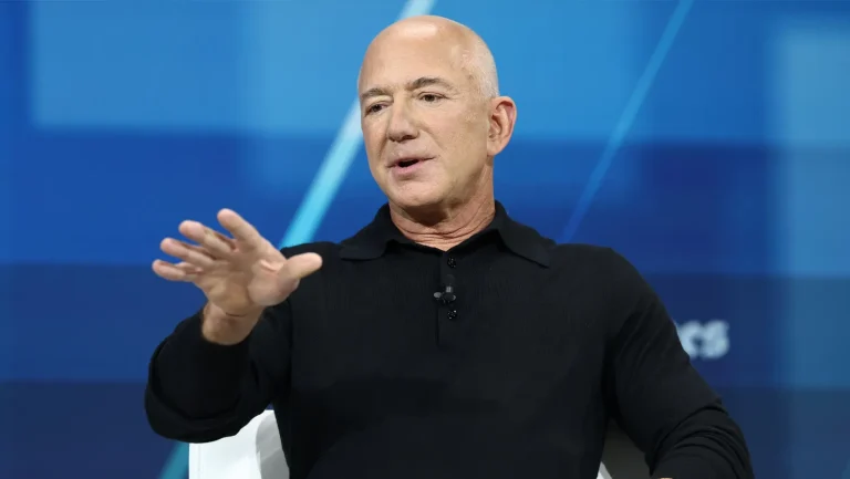NE KUPUJTE SADA KOLA, TELEVIZORE I FRIŽIDERE: Pravite zalihe, čuvajte keš! Bezos upozorio na katastrofu koja sledi!
