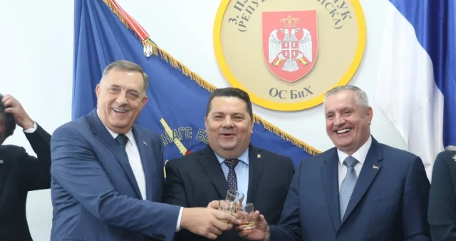 trojka rs