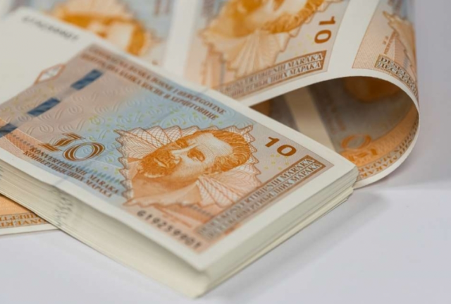 OGLASIO SE MINISTAR NEDŽAD LOKMIĆ: “Novac za isplatu jednokratne pomoći od 200 KM uplaćen je…”