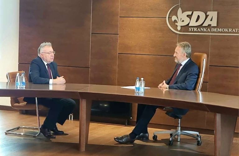 ĆUDIĆ U ŠOKU: U čije ime to Bakir radi?