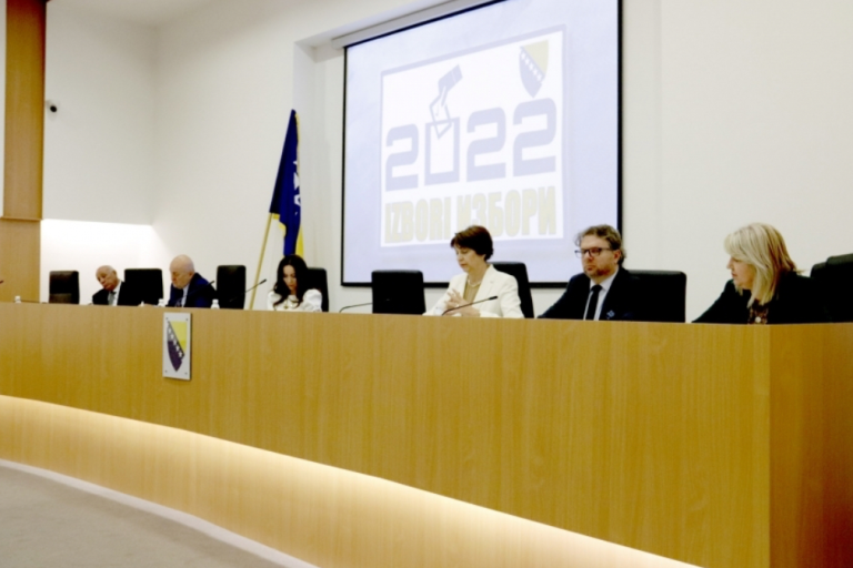 ZBOGOM IZBORNIM PREVARAMA: CIK BiH donio odluku koja mijenja sve!