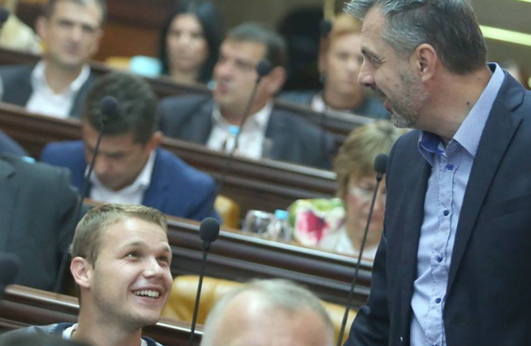 POLITIČKA DRAMA U RS: Danas potpis novog pokreta, Dodik u panici – “Prevara naroda!”