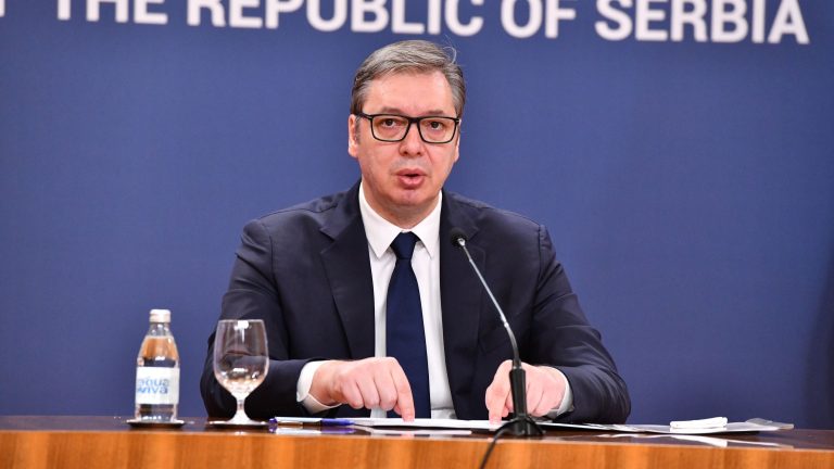 Vučić iznio strašno upozorenje: Biće rata, svi se pripremaju za to!