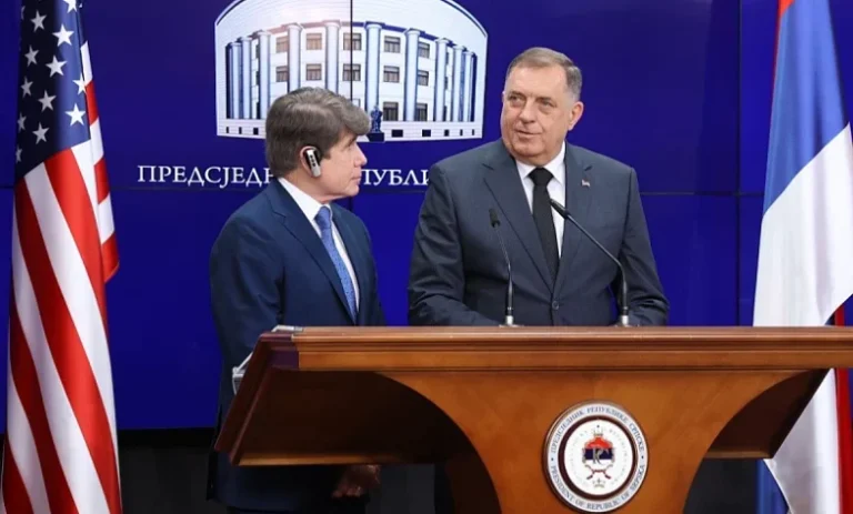 AMERIKANCI RAZOTKRILI DODIKA: Evo koliko građani u RS-u plaćaju lobiranje za ukidanje sankcija…