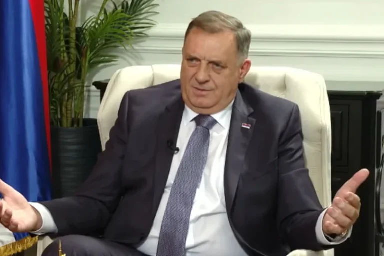 Dodik najavio svoj plan za Schmidta! Pogledajte šta je sada smislio...