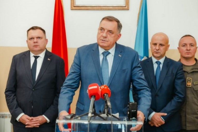 NAPETO NA SCENI RS-a: Dodik napao opoziciju i Izetbegovića, „Sve izdajnik do izdajnika!“– reakcije ne prestaju