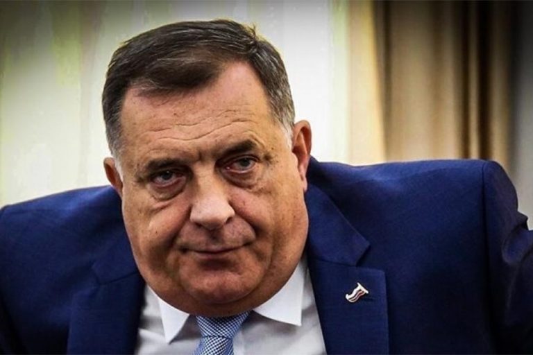 JEDAN ODLAZAK U AMERIKU JE OZNAČIO DODIKOV POLITIČKI KRAJ: Evo kad su mu "dohakali"