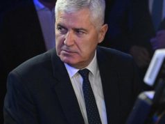 Dragan Čović strahuje od najgoreg scenarija, nije isključen ni preokret… Dragan Čović strahuje od najgoreg scenarija, nije isključen ni preokret...