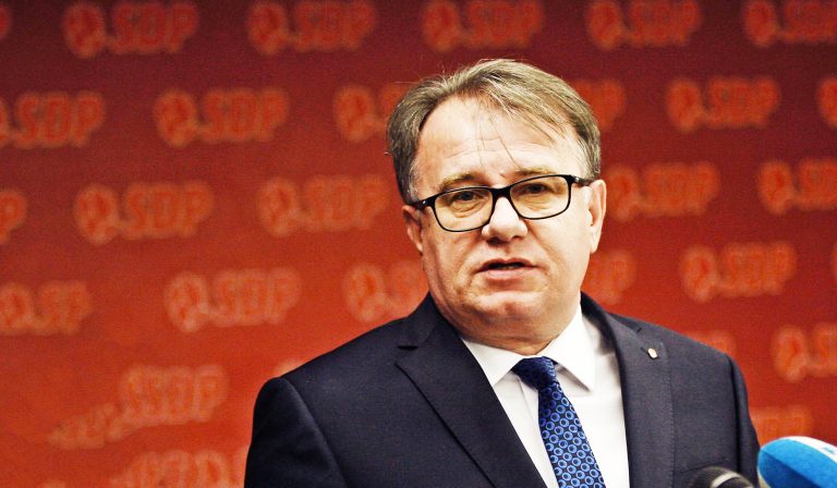 OVO BI MOGLO DOBRO NAŠTETITI NERMINU NIKŠIĆU: Objavljene nove prepiske u aferi “Spengavanje”