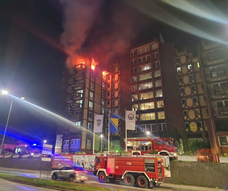 NOVI POŽAR: Gori Dom penzionera u BiH