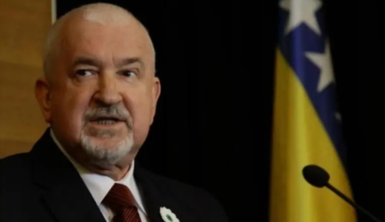 BIVŠI REIS MUSTAFA CERIĆ UPUTIO OTVORENO PISMO ŽELJANI ZOVKO: ” Da li Vaš govor mržnje predstavlja…”