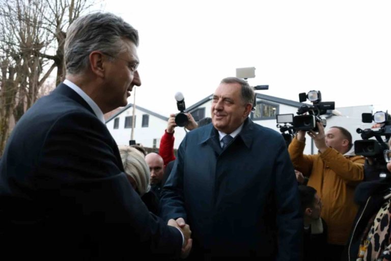 PLENKOVIĆ IZIGRAO DODIKA: Evo šta se desilo…