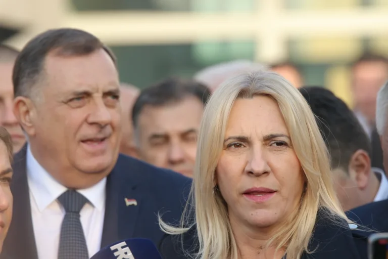 Prava cijena skidanja sankcija: Ko je platio američki oprost Dodiku i šta RS daje zauzvrat