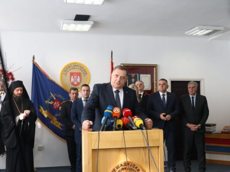 (VIDEO) DODIK IZVRIJEĐAO HELEZA KOJI JE GOVORIO O UKIDANJU ENTITETA: Evo šta je poručio