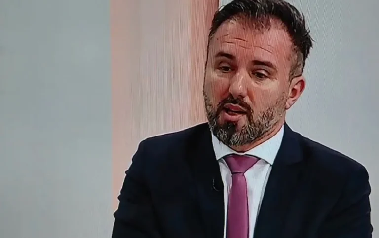VARNICE U STUDIJU: Stojanović uzburkao javnost – „Možda je Christian Schmidt htio pomoći HDZ-u, a pomogao je…“