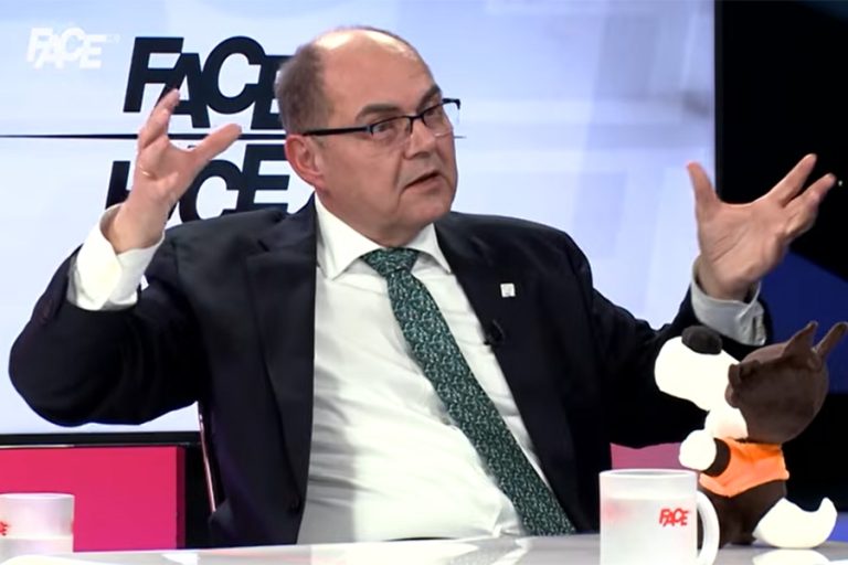 OGLASIO SE OHR: Schmidt govorio o Dejtonu i Dodiku, “BiH bi mogla upasti u probleme. Razočaran sam u…”