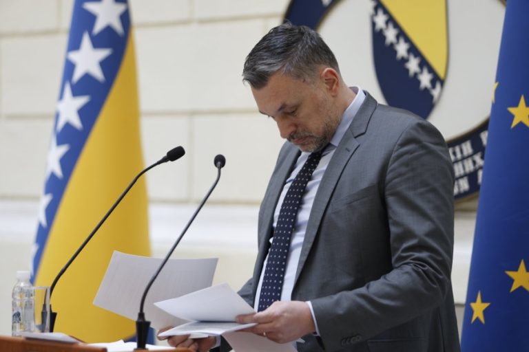 NOVA BLAMAŽA MINISTRA KONAKOVIĆA: Najavio “ekskluzivne dokaze”, ispostavilo se da je riječ o…